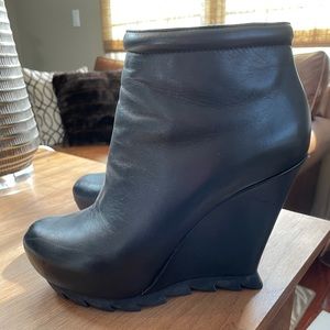 Camilla Skovgaard Black Wedge Leather Booties 39